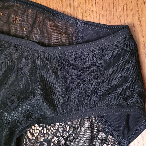 🆕️Joe's jeans Lace underwear , light gray and black - Picture 11 of 16